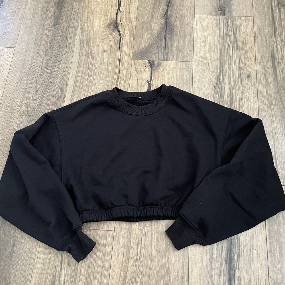 Alo Yoga Devotion Black Cropped Long Sleeve Crewneck Sweatshirt XS Small Cinched